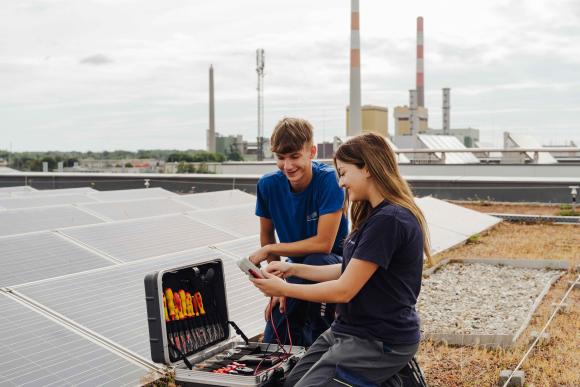 Lehrberuf Elektrotechnik für Energietechnik bei den Wiener Stadtwerken